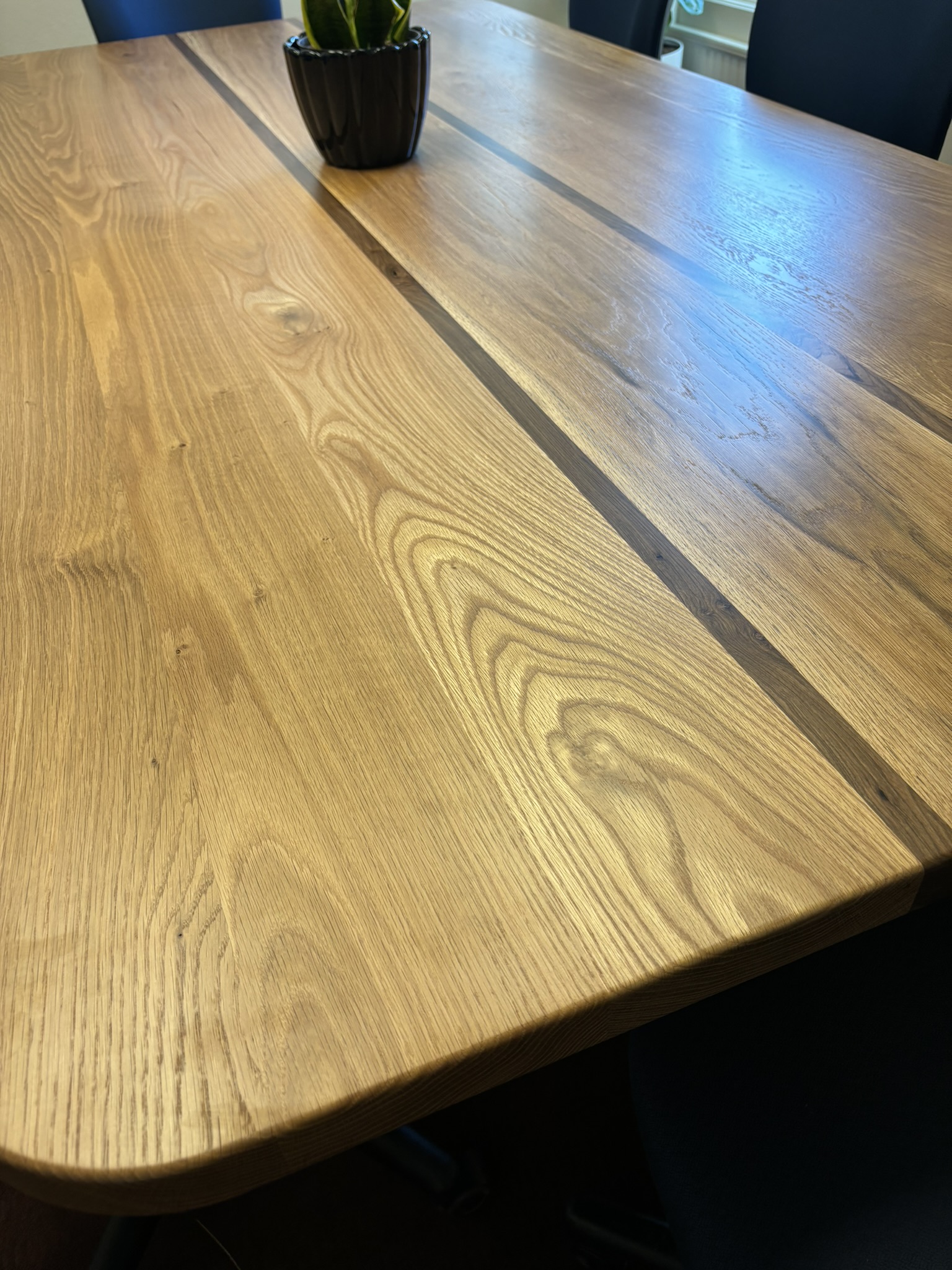Conference Table detail